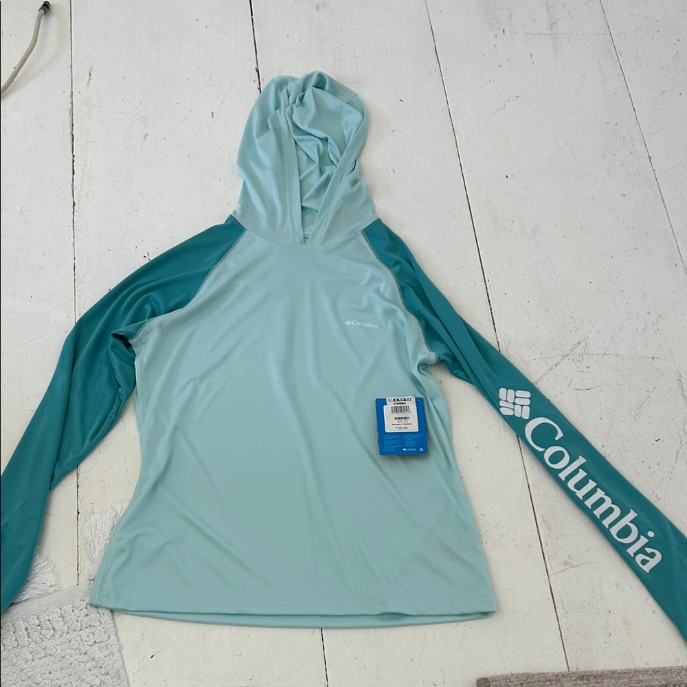 Columbia Women's S/P Aqua/teal hooded workout top